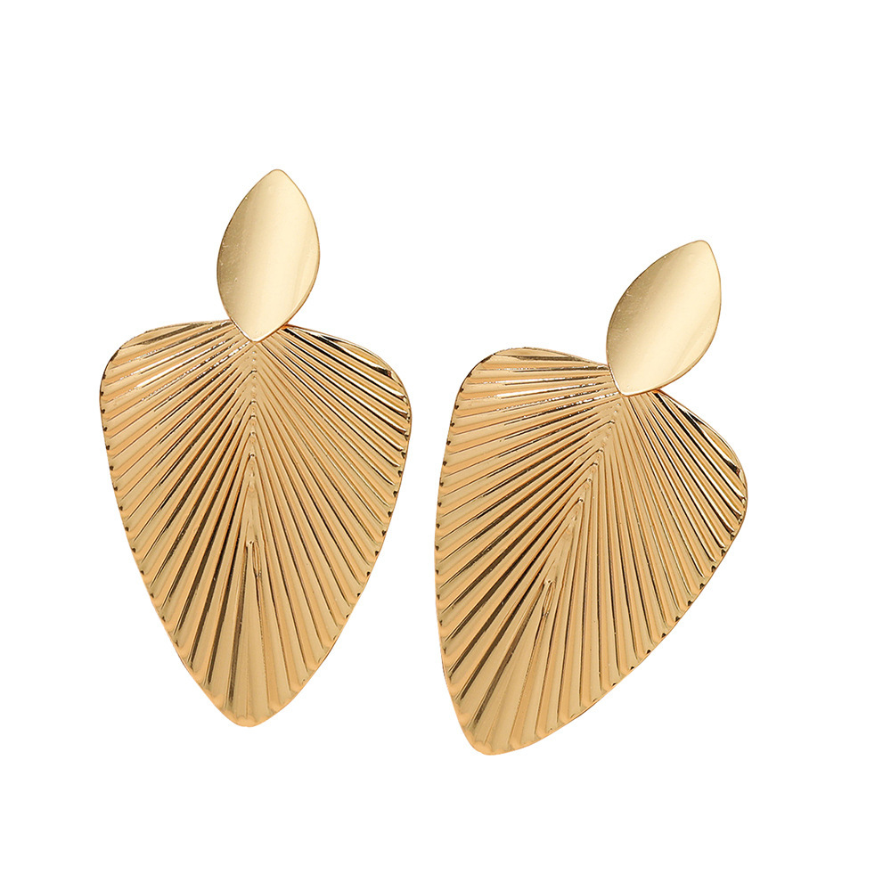 Exaggerated Leaf Earrings - Fashion Statement