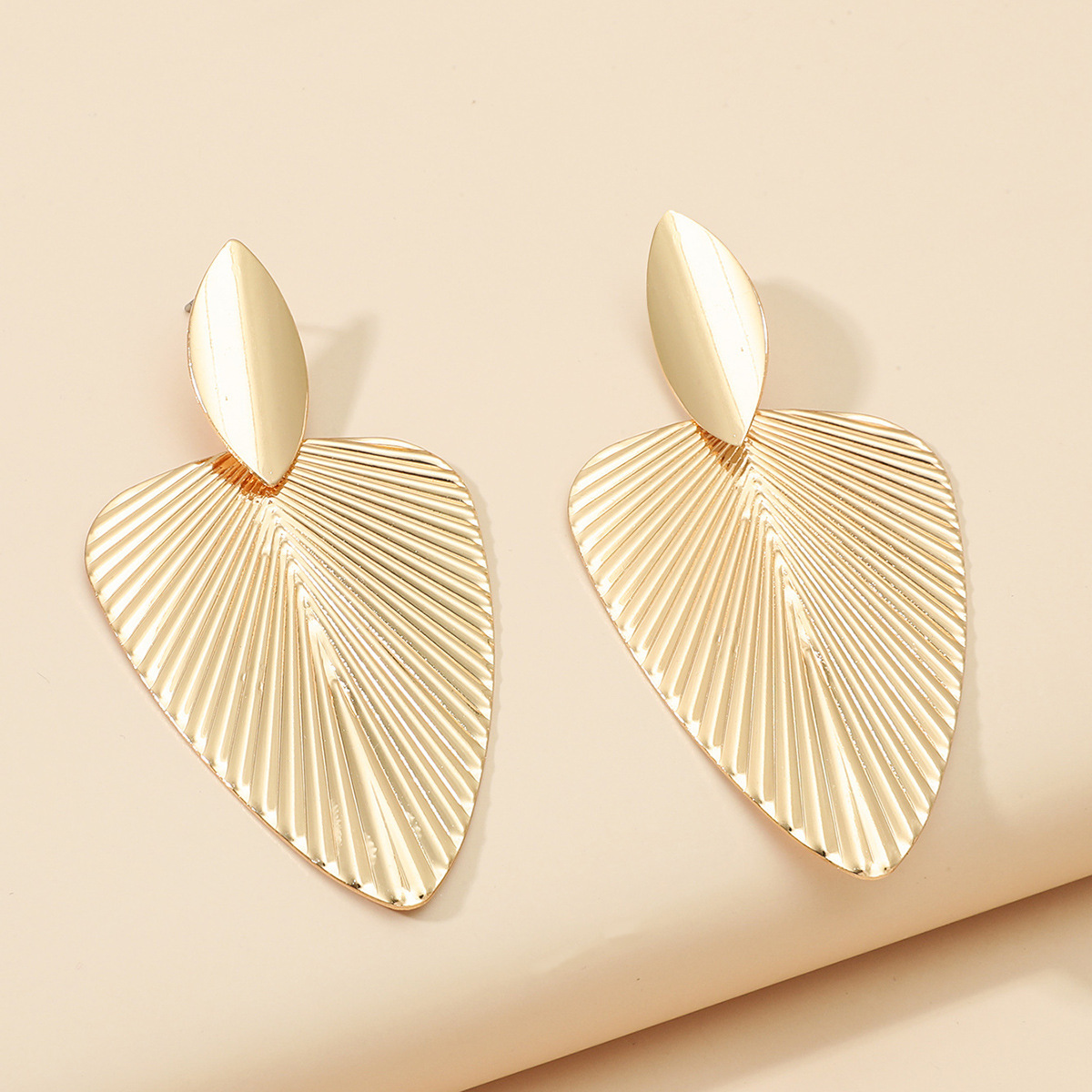 Exaggerated Leaf Earrings - Gold
