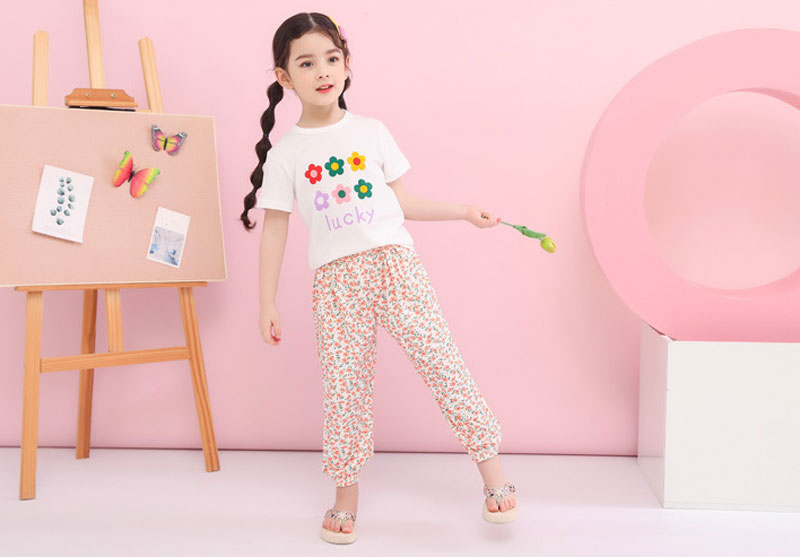 Floral T-Shirt Image 2