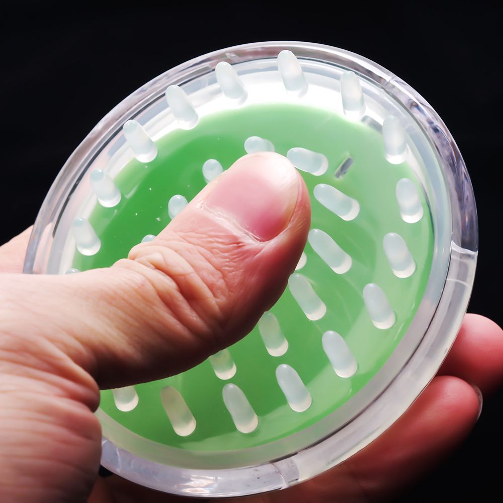 Shampoo Comb Features