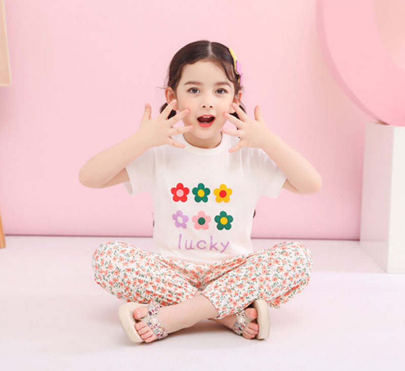 Floral T-Shirt Image 3