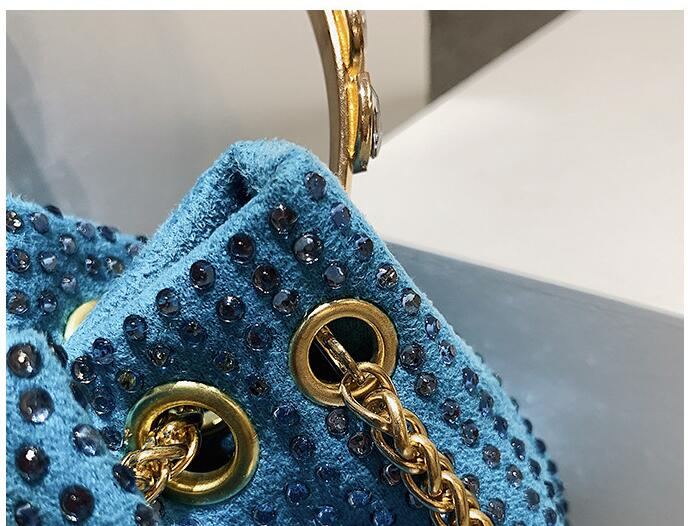 Crossbody Bag Image 9