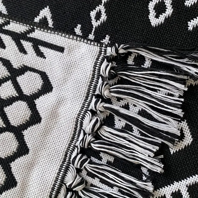 Charming Tassel Runner Mat