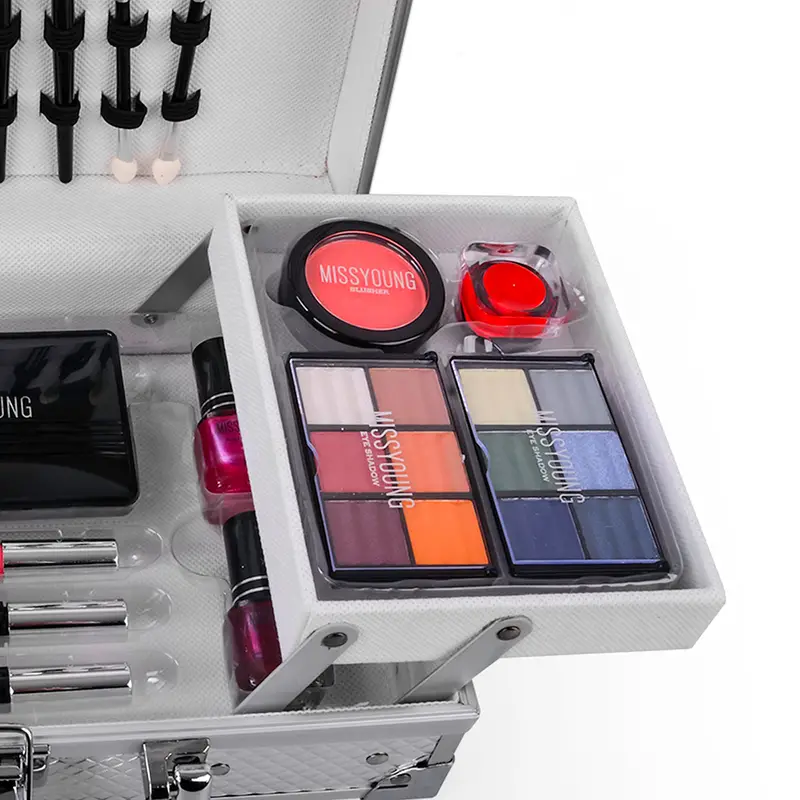 Makeup Kit Image 7