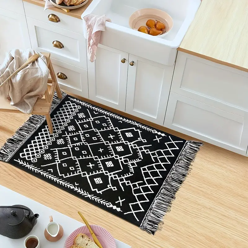 Bohemian Doorway Floor Mat with Tassel