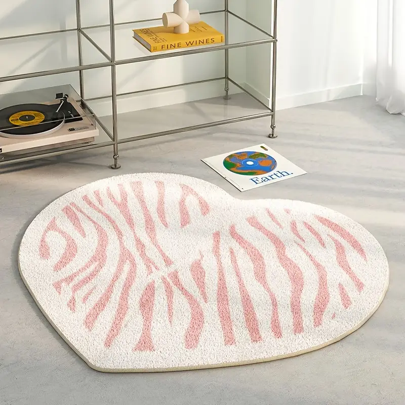 Heart Shape Rug Image 2